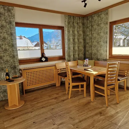 Kastnerhof Apartment Jenig